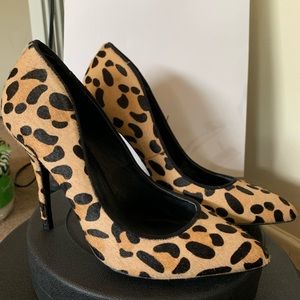 Steve Madden pump